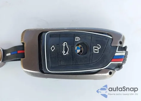 2016 BMW X3 xDrive28I z USA, uszkodzony, nr VIN 5UXWX9C51G0D94377